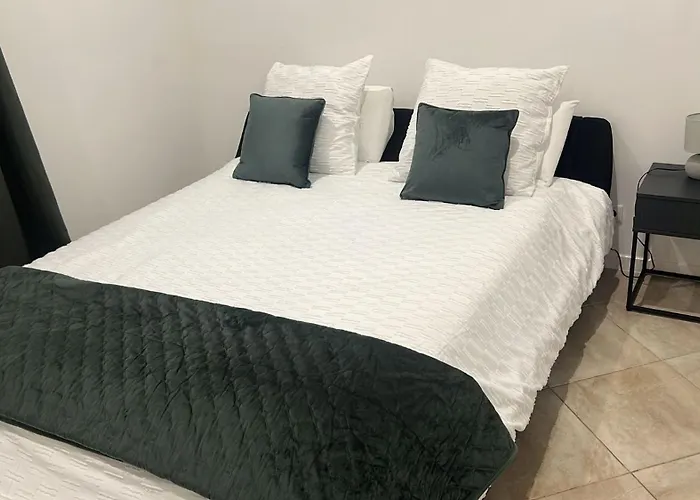 アパート Stylish 3-bedroom Flat In フンシャル