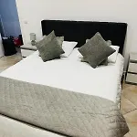 Stylish 3-bedroom Flat In Appartamento *