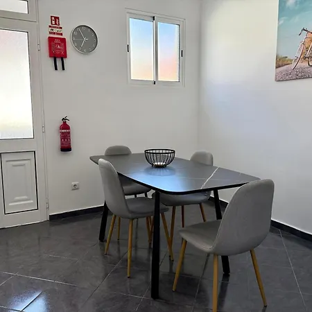 Stylish 3-bedroom Flat In * Funchal