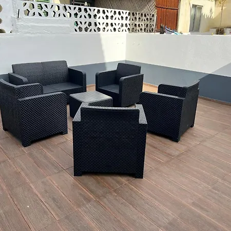 Stylish 3-bedroom Flat In Apartament