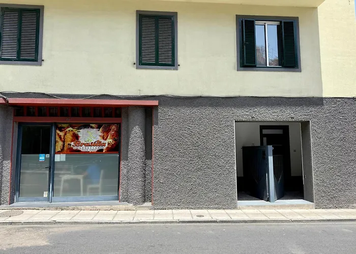 Apartamento Stylish 3-bedroom Flat In