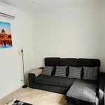 Stylish 3-bedroom Flat In *