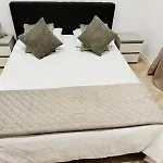 Stylish 3-bedroom Flat In